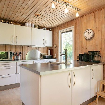 8 Person Holiday Home In Tranek R Tranekær Extérieur photo